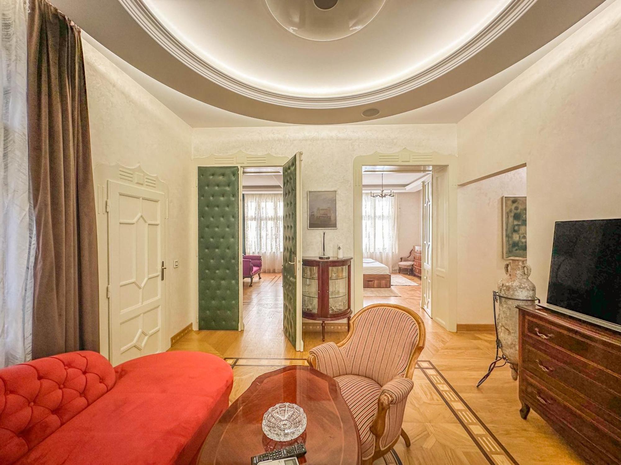 Djuras Residence In The Center Of Belgrado Esterno foto
