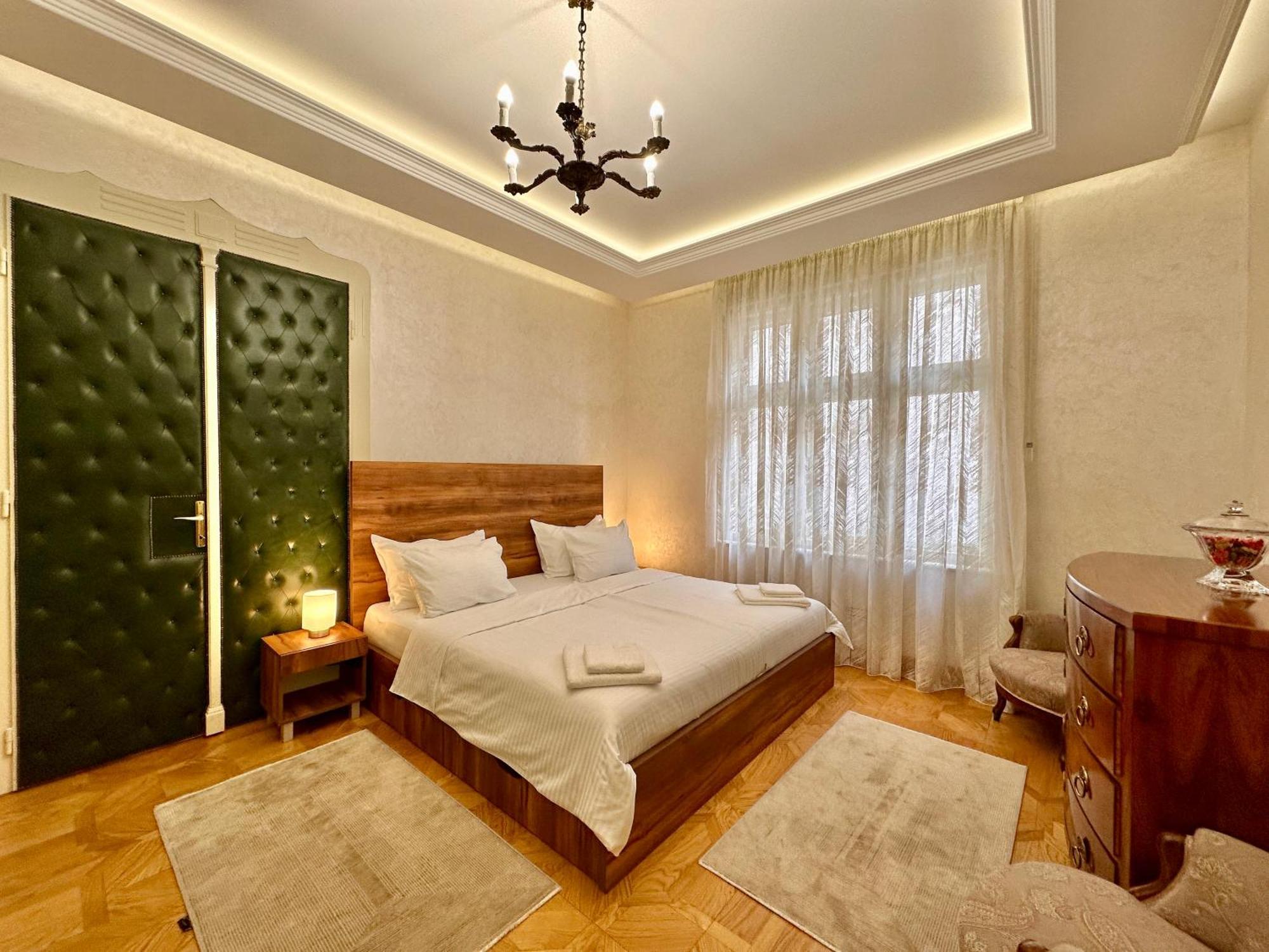 Djuras Residence In The Center Of Belgrado Esterno foto